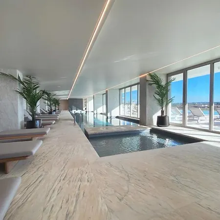 Algarve Coast Casa - Pool, Gym & Apartment Armacao de Pera